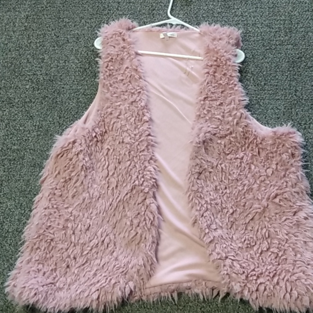 3x self esteem furry vest